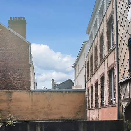 Chic Downtown Apartment Rouen